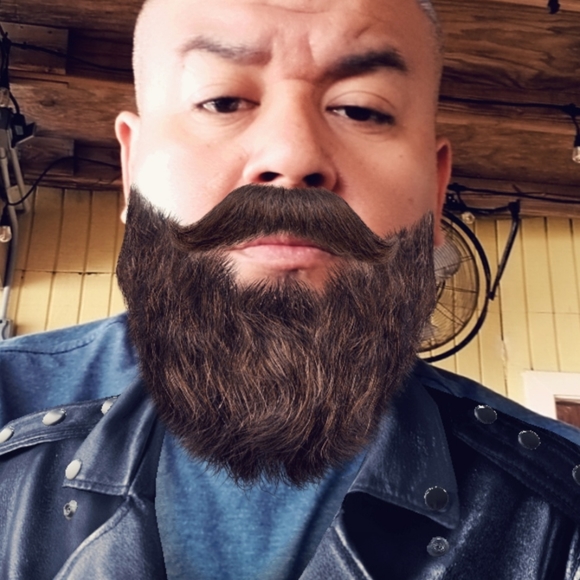 Meet your Posher, Pablo - Picture 5 of 8